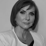 Евелина Милтенова