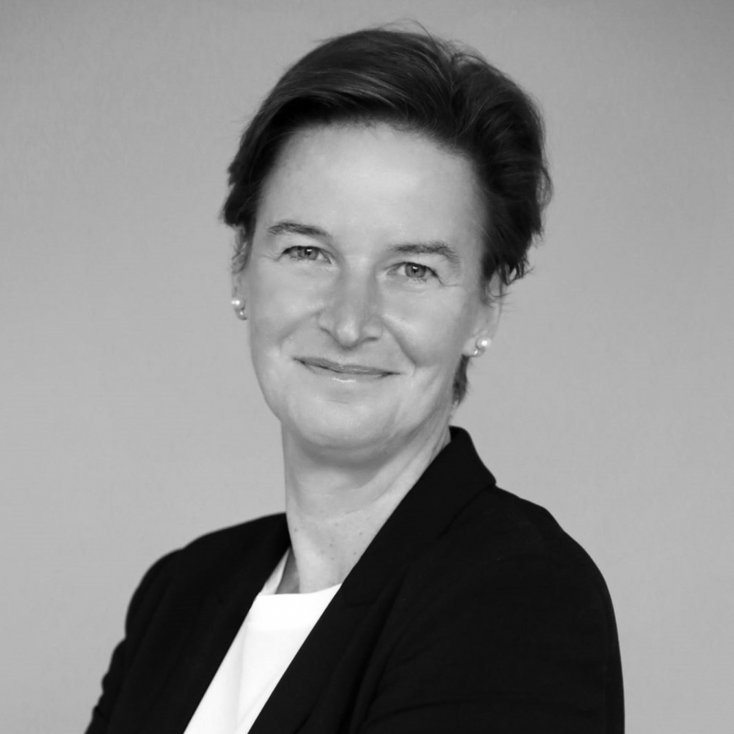 Verena Ross_1-2